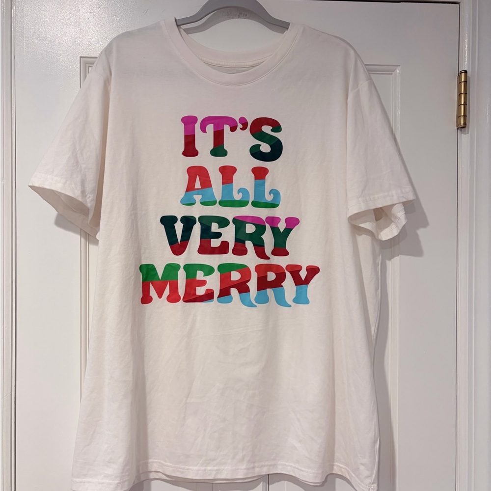 Wondershop Christmas Tee “It’s All Very Merry” XXL